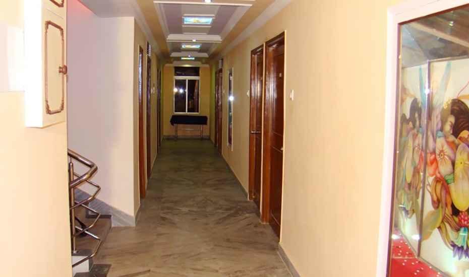 Hotel Dream Land Phulbāni Exterior foto